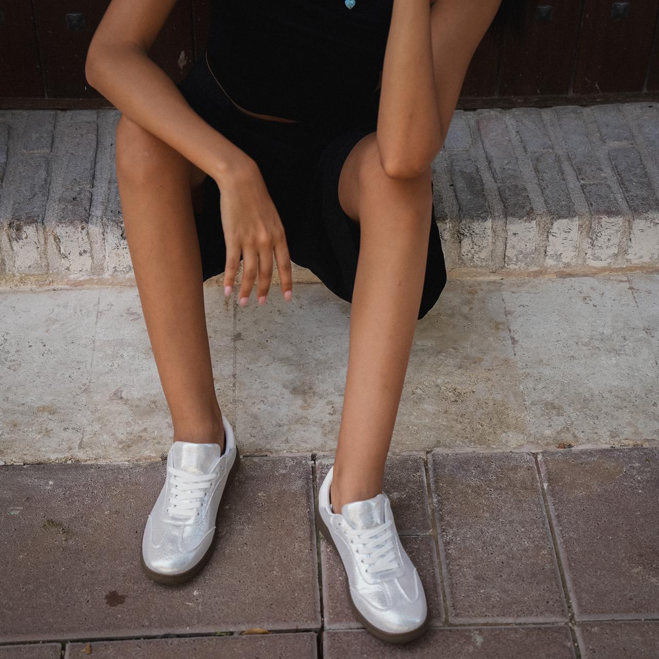 HY.77 Silver modelo 2