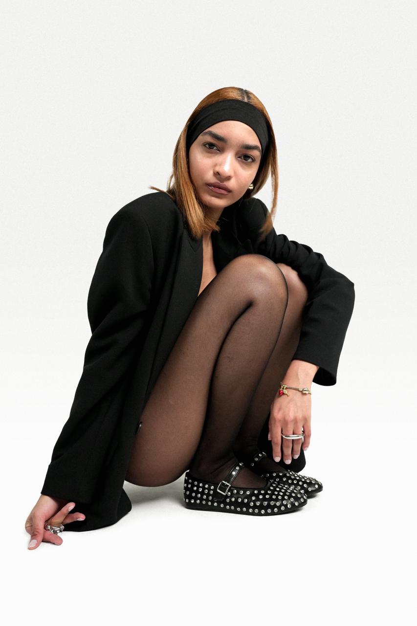 Hypnotized Black Modelo 1