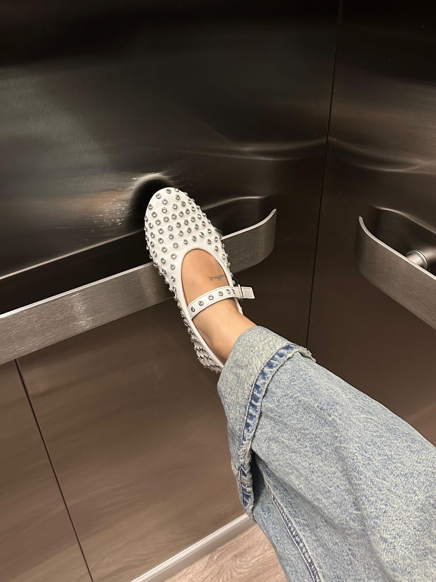 Hypnotized White modelo 2