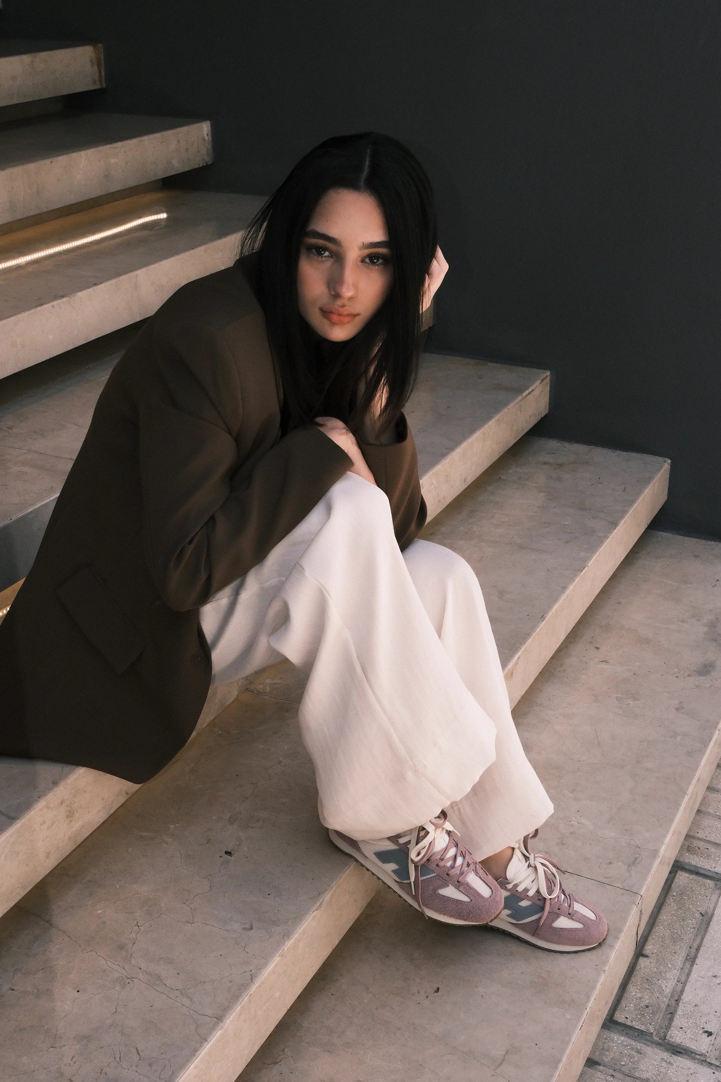 Hysterical 01 Mauve/Gray